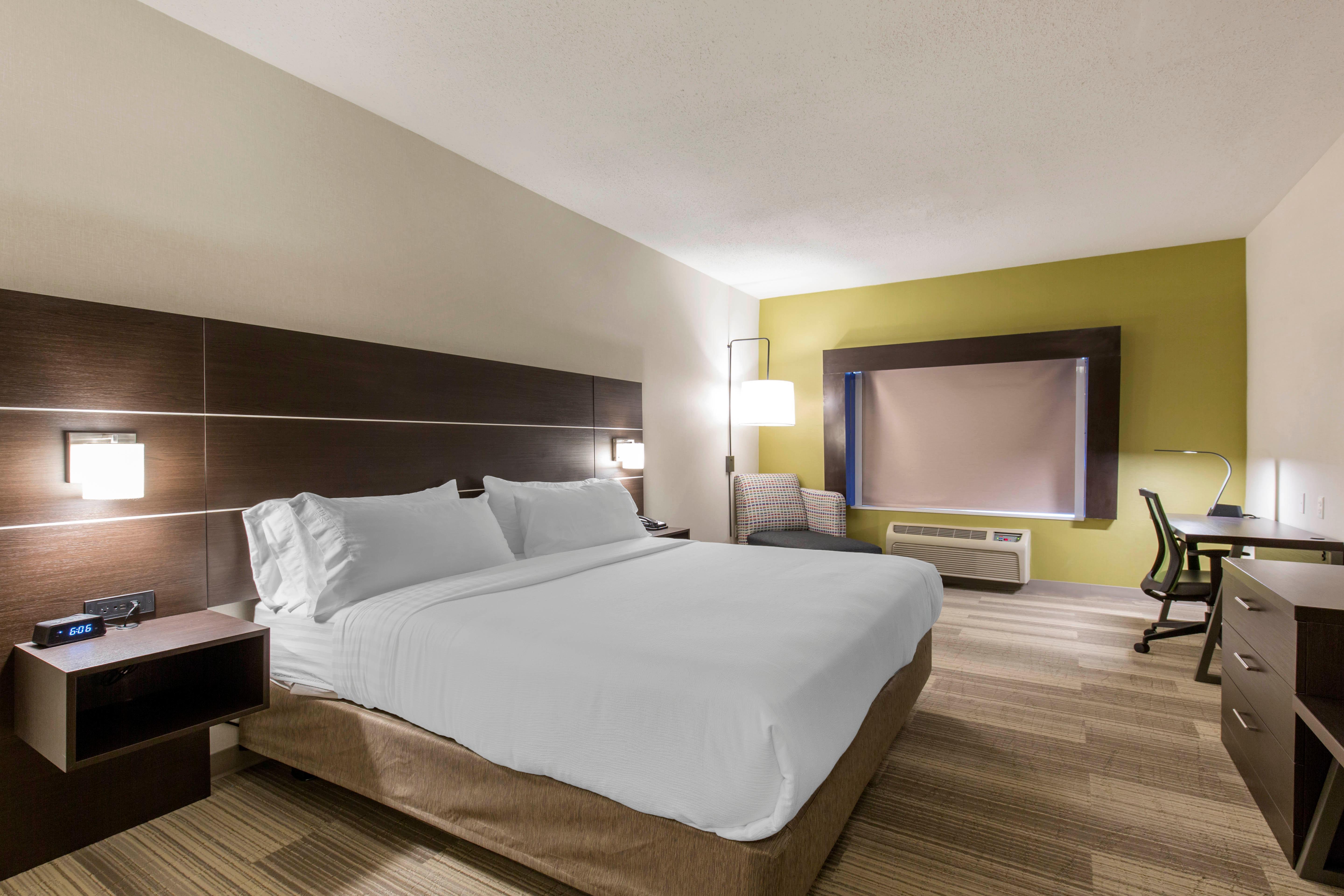 Holiday Inn Express And Suites Chicago West - St Charles, An Ihg Hotel Saint Charles Ngoại thất bức ảnh
